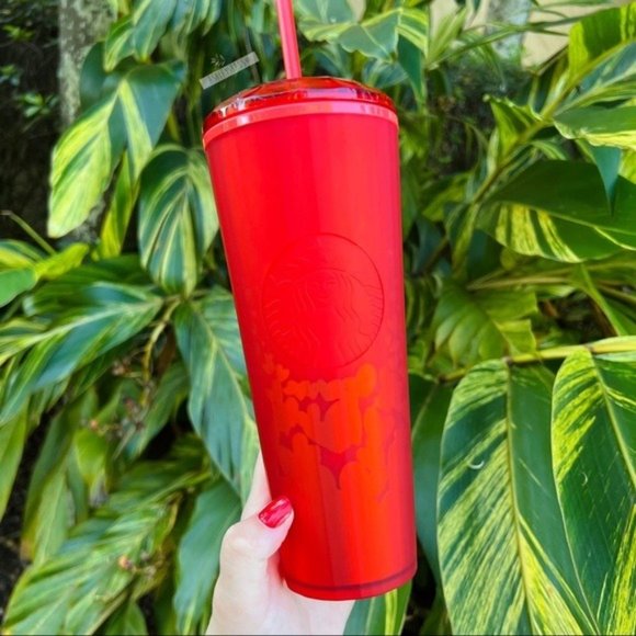 Starbucks Valentines Red Hearts Soft Gradient Love Venti Cold Cup Tumbler